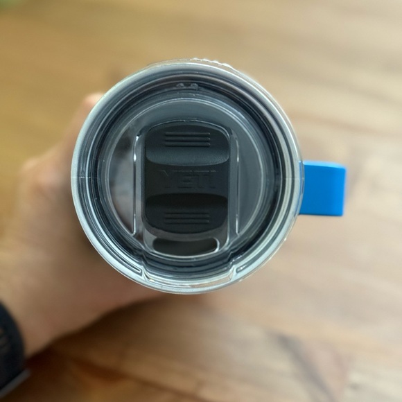 Yeti Ocean Blue Mug with Handle - Picture 3 of 6